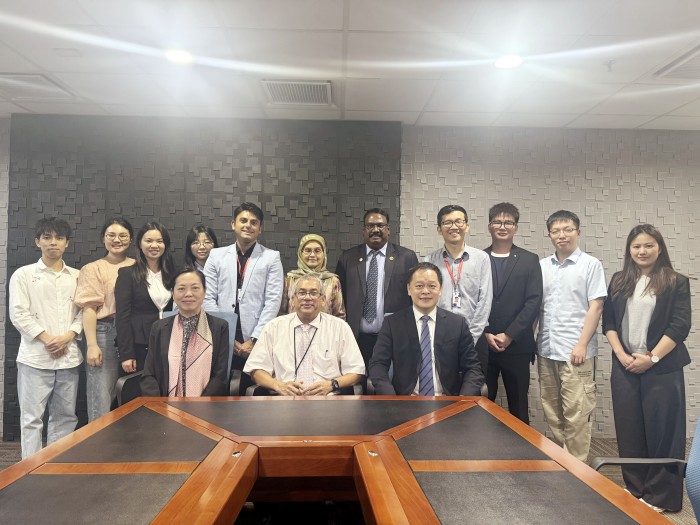 我院院长廖红兵率团赴马来西亚三所知名大学交流访问 第 4 张