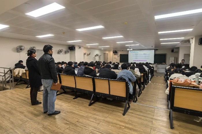 教学质量“首考”！我院开展新学期教学巡查工作 第 1 张