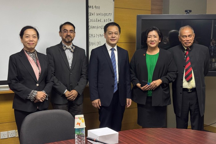 我院院长廖红兵率团赴马来西亚三所知名大学交流访问 第 8 张