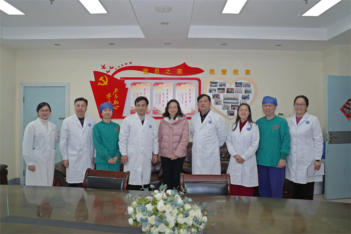 节后慰问鼓干劲 凝心聚力开新局——我院领导走访慰问一线工作人员 第 1 张