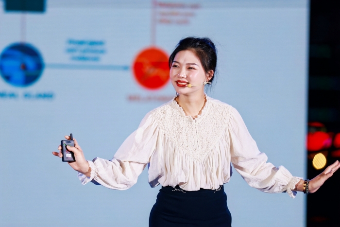 “广西三月三·健康春之声”健康文化宣传服务月 | 我院深入基层开展儿童语言健康科普 第 1 张