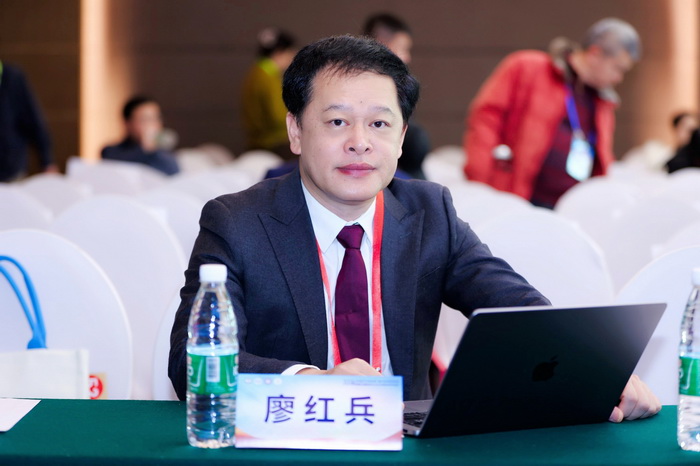 共谋共享 聚力前行 ▏廖红兵院长带队参加国家口腔医学中心2024年联合学术年会 第 2 张