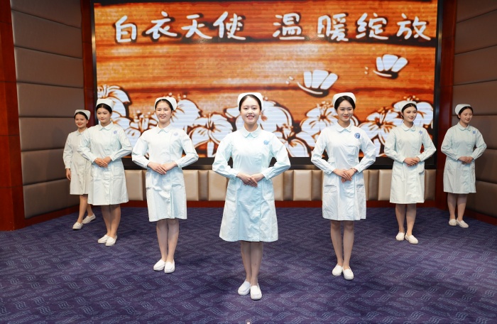 广西医科大学附属口腔医院举办2025年“5·12”国际护士节系列活动 第 3 张
