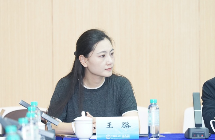 广西医科大学东盟国际口腔医学院承办国家卫生健康委员会&ldquo;十五五&rdquo;规划教材《口腔医学技术导论》中期审稿会 第 7 张