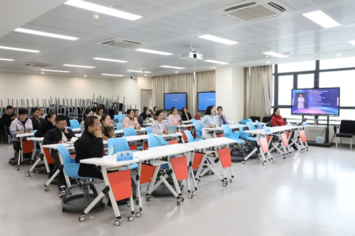 聚焦口腔椅旁急症救治 赋能诊疗安全&mdash;&mdash;广西医科大学附属口腔医院成功举办急救技能培训班 第 1 张