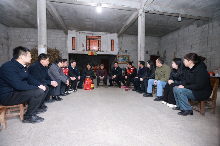 校领导带队赴我院定点帮扶村开展遍访调研暨春节慰问活动 第 4 张