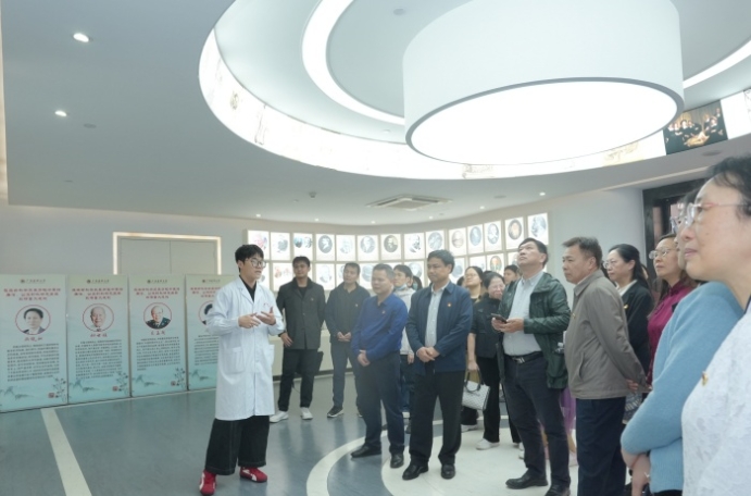 廉洁润医心 践廉护健康——我院开展2025年廉洁文化宣传教育月活动 第 2 张