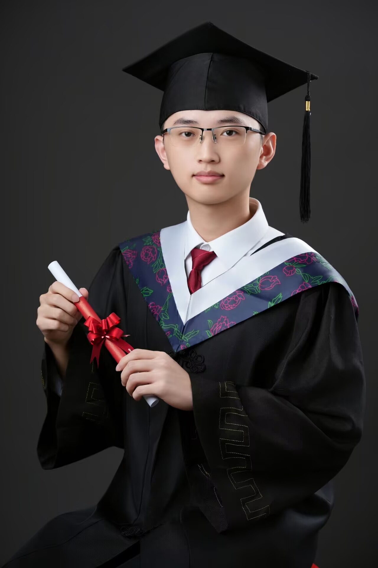 李子林.jpg 李子林.jpg